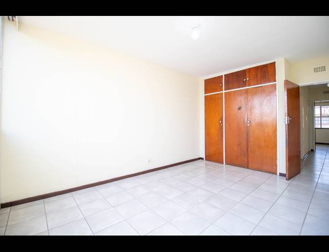 2 BEDROOM APARTMENT FOR SALE IN KENSINGTON B